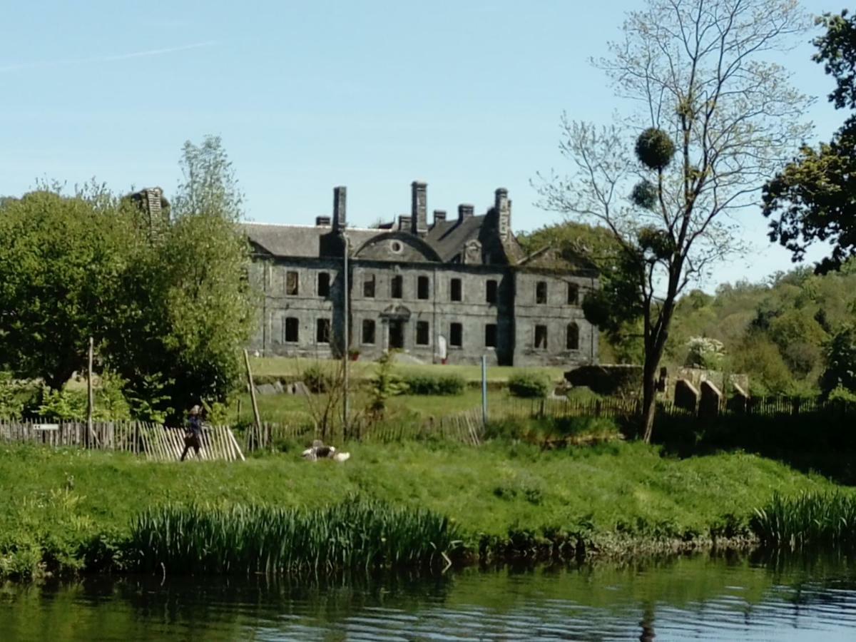 Gouarec Bed & Breakfast Lanrivain Exterior foto